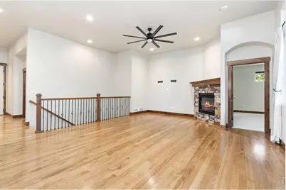 5928 Clarence Dr, Windsor, CO 80550 - Photo 8