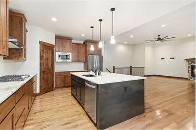 5928 Clarence Dr, Windsor, CO 80550 - Photo 12
