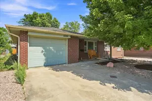1226 Linden St, Longmont, CO 80501 - Photo 4