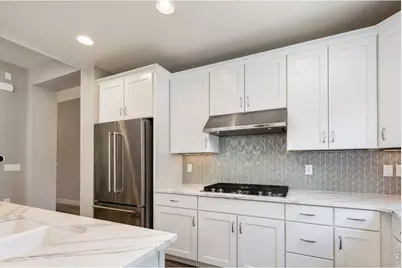 4521 Angelina Cir, Longmont, CO 80503 - Photo 18