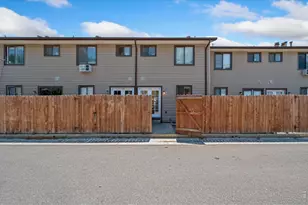 2413 W 27th St, Greeley, CO 80634 - Photo 14