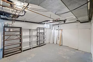 338 W 9th St, Loveland, CO 80537 - Photo 28