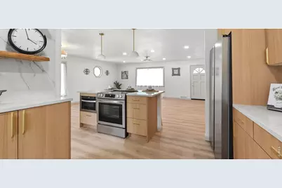 618 Elwood St, Sterling, CO 80751 - Photo 10
