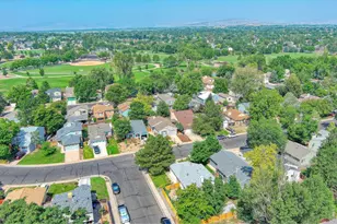 1828 Rice St, Longmont, CO 80501 - Photo 2