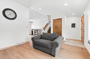 343 Hawthorn Dr, Loveland, CO 80538 - Photo 6