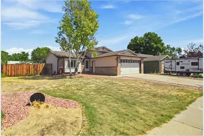 343 Hawthorn Dr, Loveland, CO 80538 - Photo 4