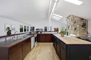 1531 W 29th St, Loveland, CO 80538 - Photo 12