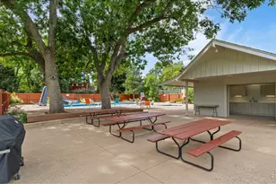 181 Pawnee Dr, Boulder, CO 80303 - Photo 48