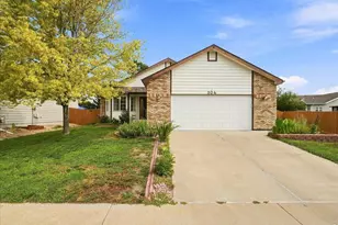 304 Tuckaway Ct, Windsor, CO 80550 - Photo 2