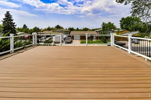 1442 Hilltop Dr, Longmont, CO 80504 - Photo 14
