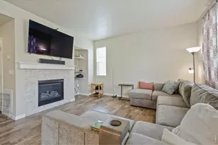 2881 Tallgrass Ln, Berthoud, CO 80513 - Photo 4