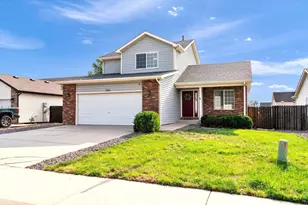 325 Hawthorne Ave, Johnstown, CO 80534 - Photo 2
