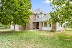 5026 Arrowhead Dr, Greeley, CO 80634 - Photo 4
