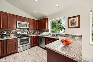 524 E 16th Ave, Longmont, CO 80504 - Photo 10