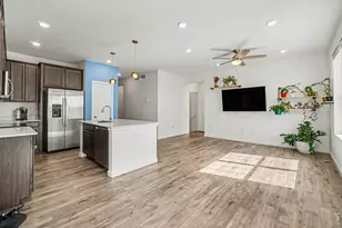 892 Crestone St, Johnstown, CO 80534 - Photo 4