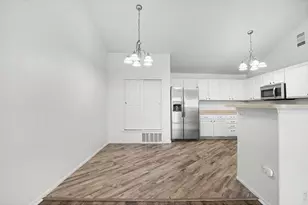 3261 E 103rd Pl, Thornton, CO 80229 - Photo 8