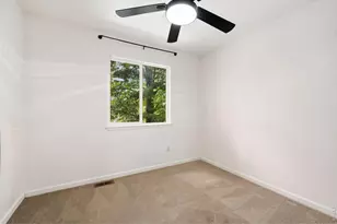 954 Monroe Ave, Loveland, CO 80537 - Photo 10