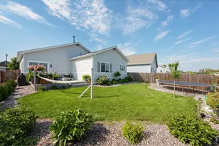 1933 Sunset Cir, Milliken, CO 80543 - Photo 30