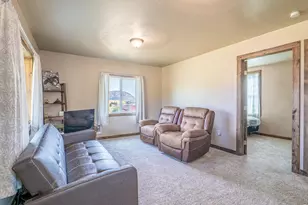 150 Wolf Dr, Drake, CO 80515 - Photo 4