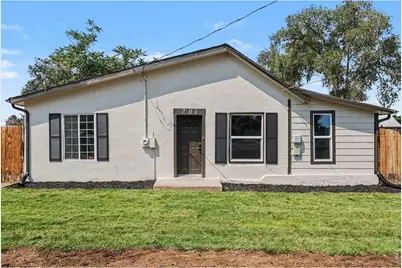 701 35th St, Evans, CO 80620 - Photo 2