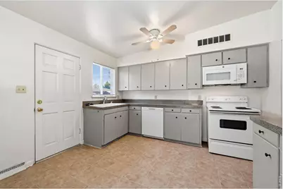 1024 31st Ave, Greeley, CO 80634 - Photo 6