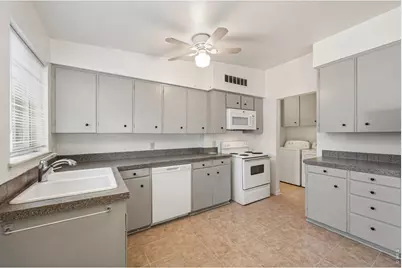 1024 31st Ave, Greeley, CO 80634 - Photo 8