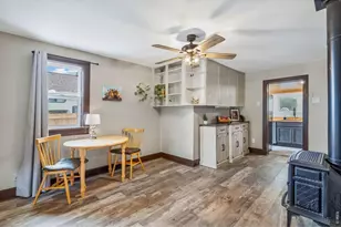 542 E 10th St, Loveland, CO 80537 - Photo 10