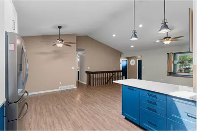 1142 S Edinburgh Dr, Loveland, CO 80537 - Photo 16