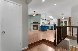 1142 S Edinburgh Dr, Loveland, CO 80537 - Photo 4