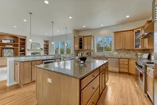 10360 Bluffmont Dr, Lone Tree, CO 80124 - Photo 10