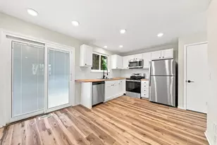 4513 Fairplay Wy, Denver, CO 80239 - Photo 8