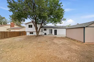 4513 Fairplay Wy, Denver, CO 80239 - Photo 32