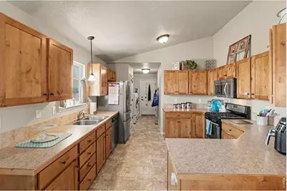 4400 Paintbrush Dr, Evans, CO 80620 - Photo 8