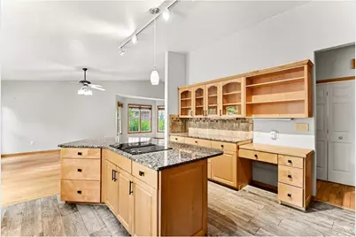 4250 W 16th St #4, Greeley, CO 80634 - Photo 8
