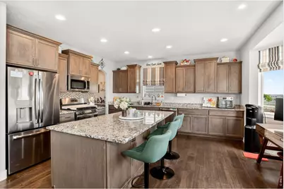 307 McGregor Ln, Johnstown, CO 80534 - Photo 10