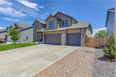 307 McGregor Ln, Johnstown, CO 80534 - Photo 2