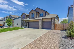 307 McGregor Ln, Johnstown, CO 80534 - Photo 2