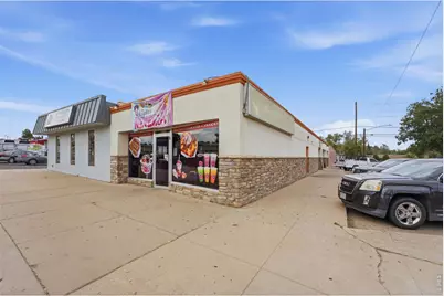 2001 9th St, Greeley, CO 80631 - Photo 6