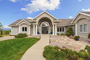 5017 Eagle Lake Dr, Fort Collins, CO 80524 - Photo 1