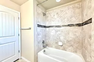 5755 Clarence Dr, Windsor, CO 80550 - Photo 18