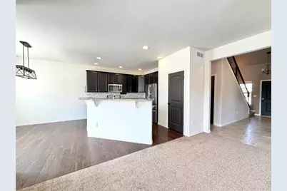 5755 Clarence Dr, Windsor, CO 80550 - Photo 8