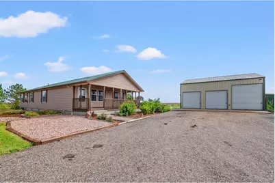 16060 Mystic Ln, Strasburg, CO 80136 - Photo 14