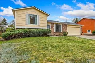 17774 E Arizona Pl, Aurora, CO 80017 - Photo 2