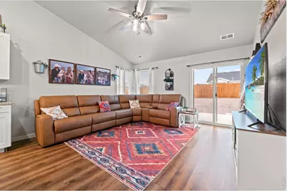 1123 Cottontail Ln, Wiggins, CO 80654 - Photo 20