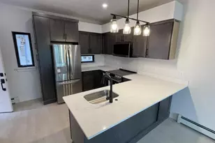 2301 Pearl St, Boulder, CO 80302 - Photo 2