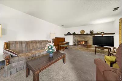 2112 40th Ave, Greeley, CO 80634 - Photo 14