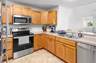 10818 Cimarron St, Firestone, CO 80504 - Photo 8