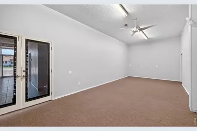 2207 9th St, Greeley, CO 80631 - Photo 4