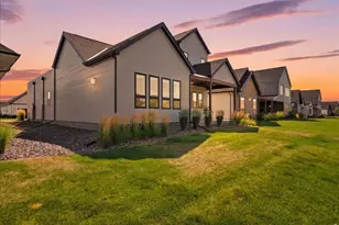 1724 Barefoot Dr, Windsor, CO 80550 - Photo 2