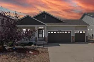 2836 Hydra Dr, Loveland, CO 80537 - Photo 2